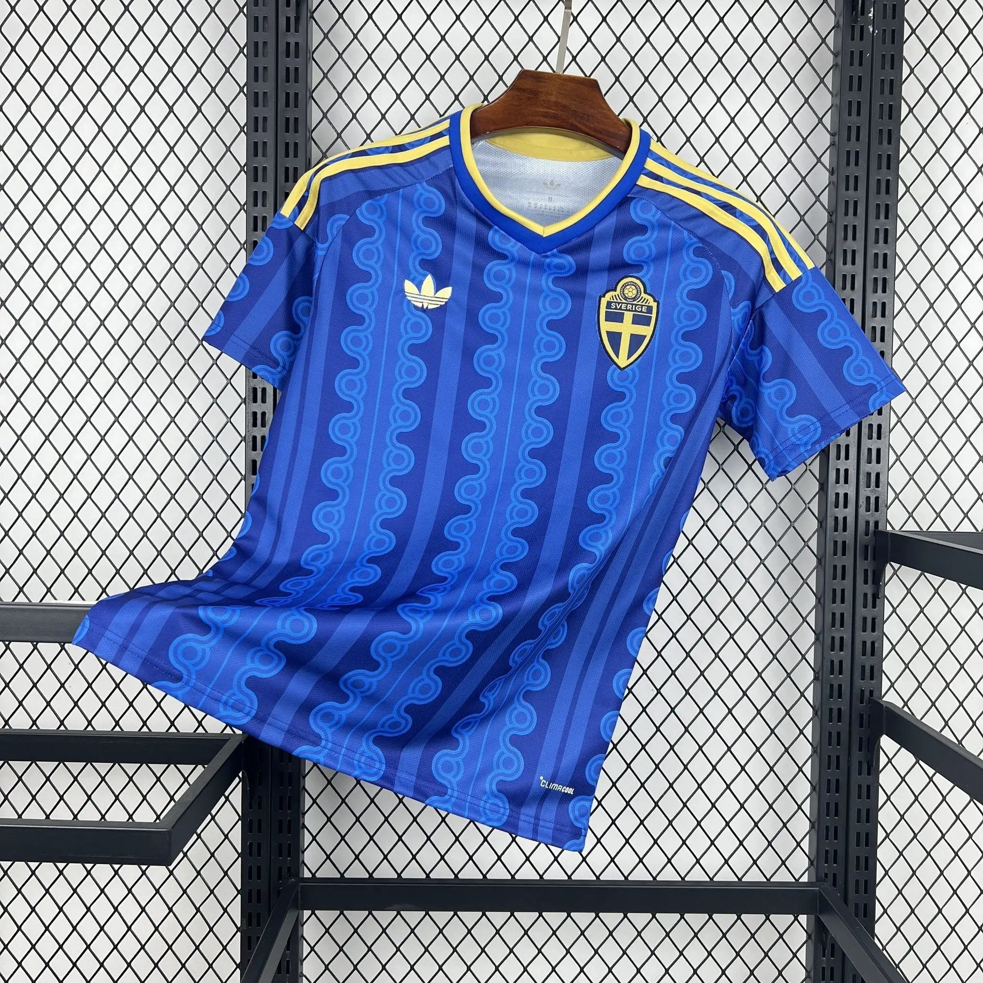 BOOTS SUPPLY Sweden 2026 Away Kit - Jersey