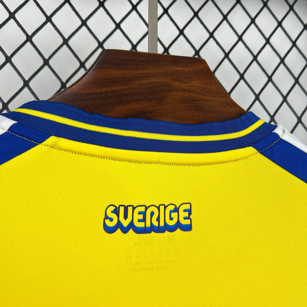 BOOTS SUPPLY Sweden 2026 Home Kit - Jersey