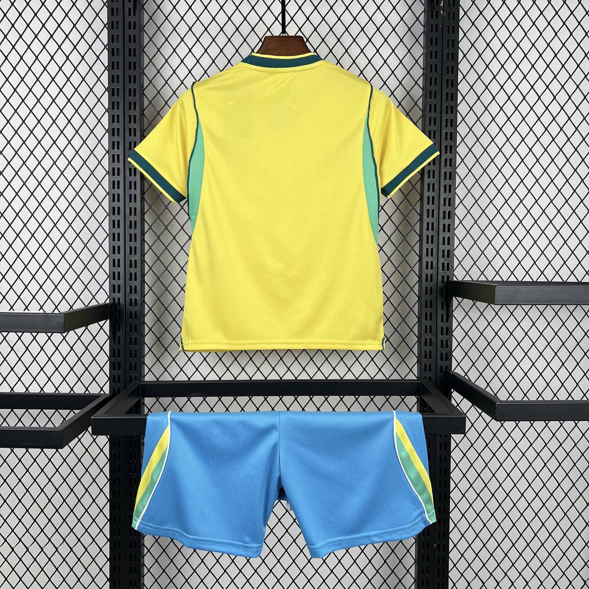 BOOTS SUPPLY Brazil 2026 Home Kids size - Kids