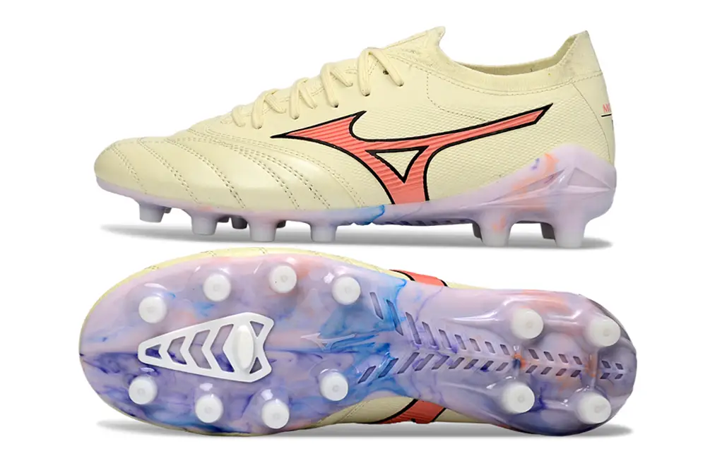 Detail of Mizuno Morelia Neo IV Japan FG football boot's stud design