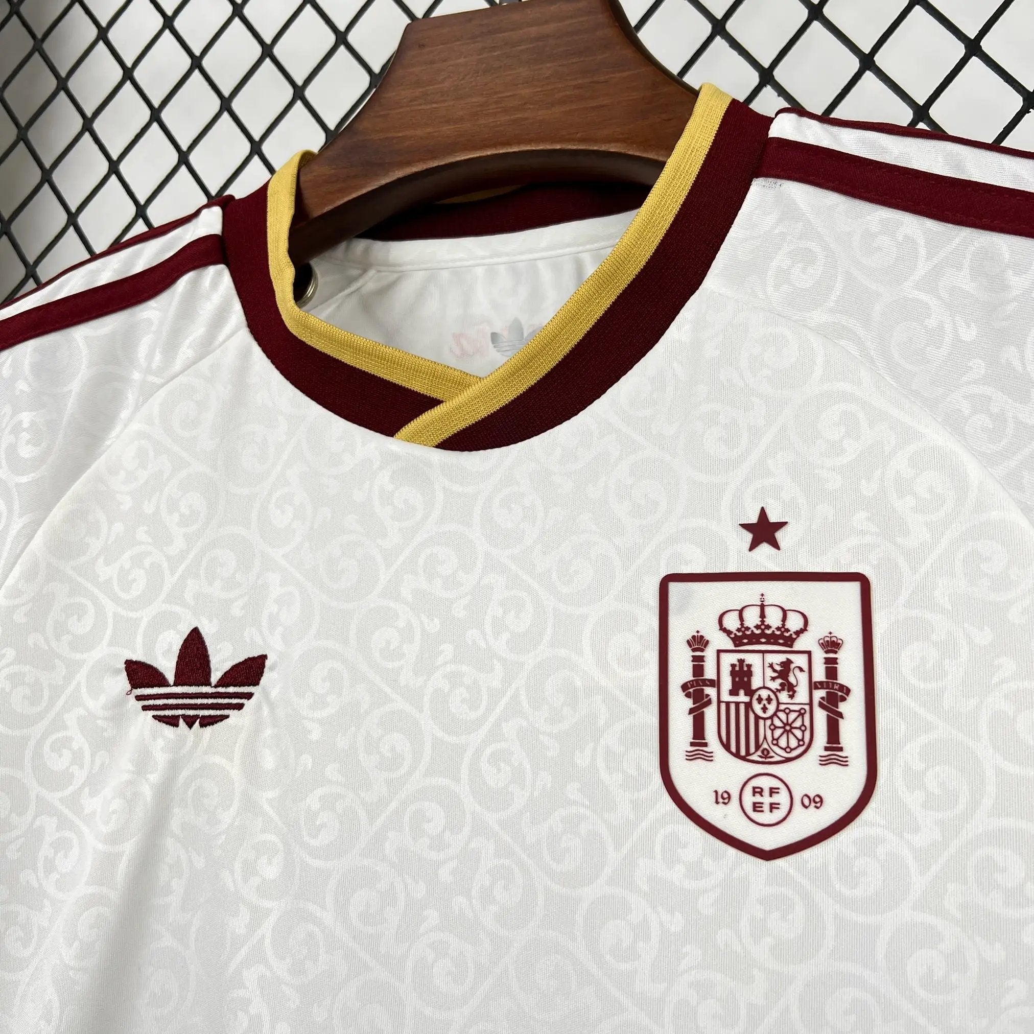 BOOTS SUPPLY Spain 2026 Away Kids size - Jersey