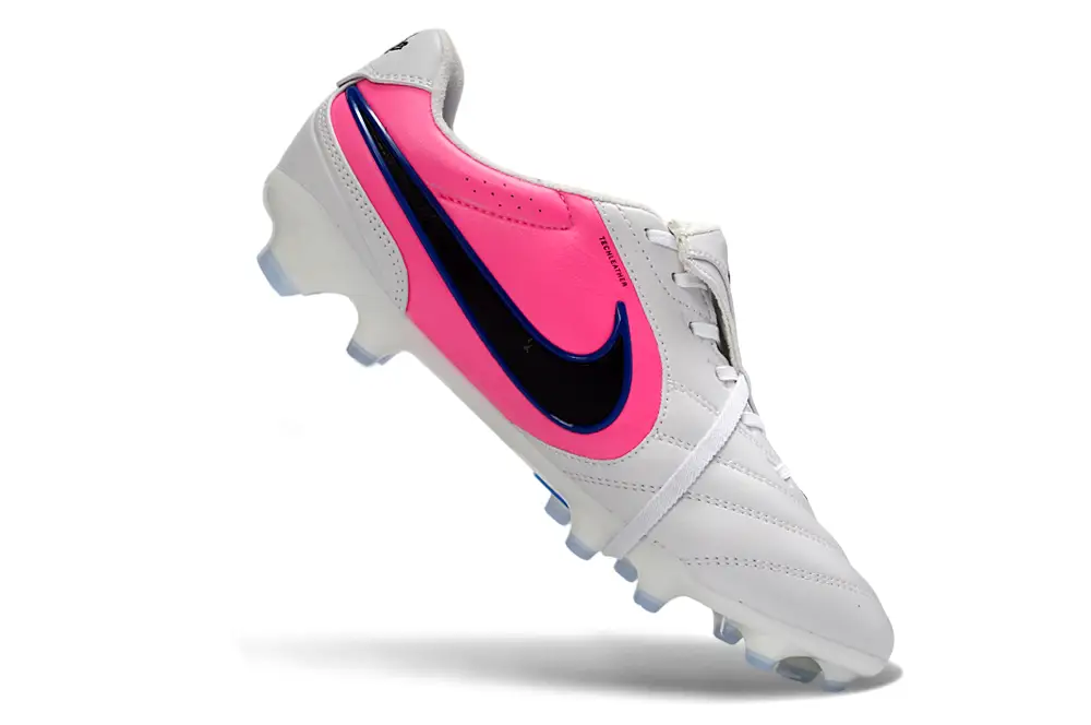Nike Tiempo Ligera Pro LE Elite FG football boot with laces and studs