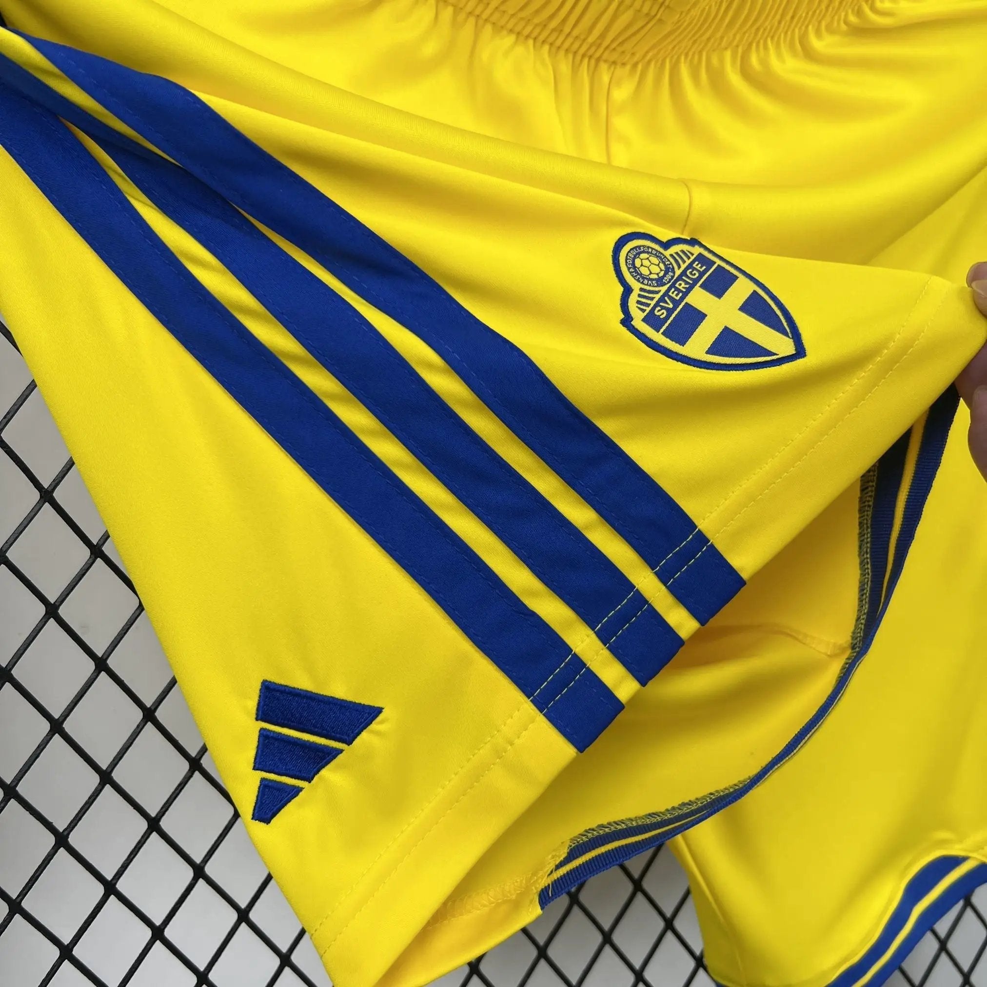 BOOTS SUPPLY Sweden 2026 Away Shorts - Short