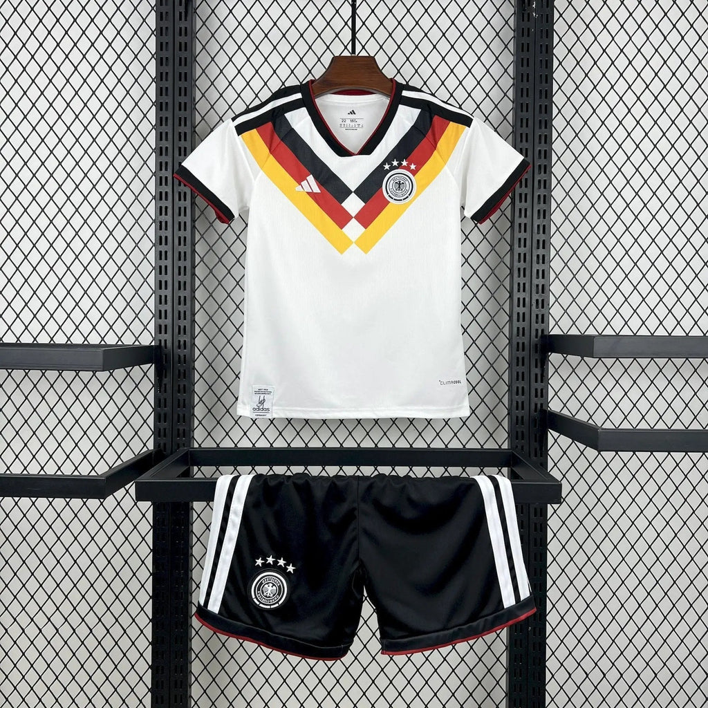 BOOTS SUPPLY Germany 2026 Home Kids size - Jersey
