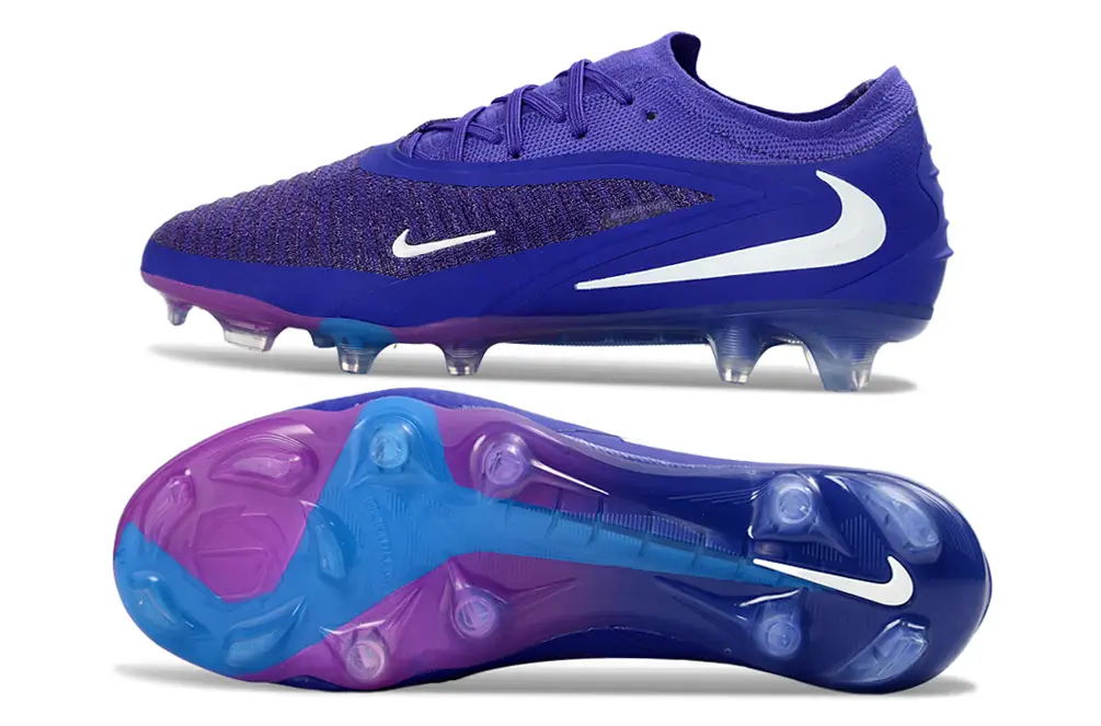 Nike Phantom 6 Elite Firm Ground Football Boots for Men in action by Nike