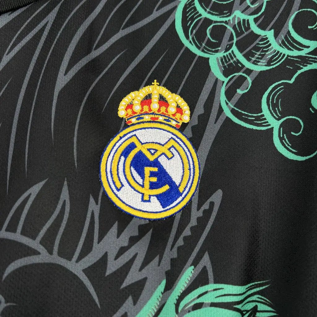 BOOTS SUPPLY Real Madrid Green Dragon Kit - Jersey