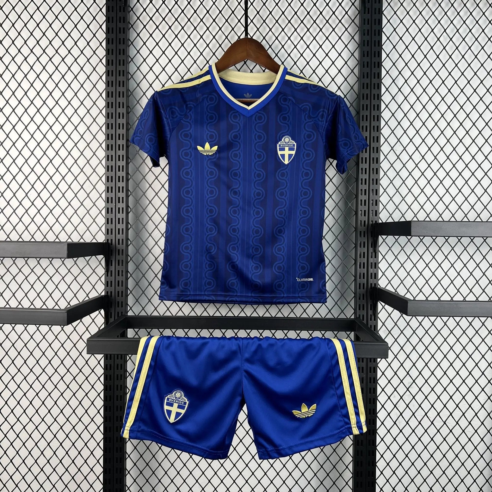 BOOTS SUPPLY Sweden 2026 Away Kids size - Jersey