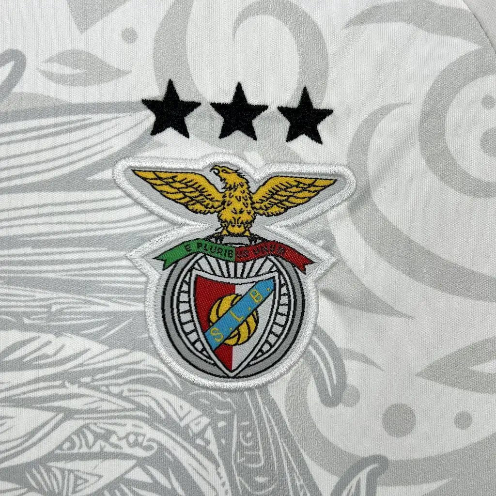 BOOTS SUPPLY Benfica White Eagle Kit - Jersey