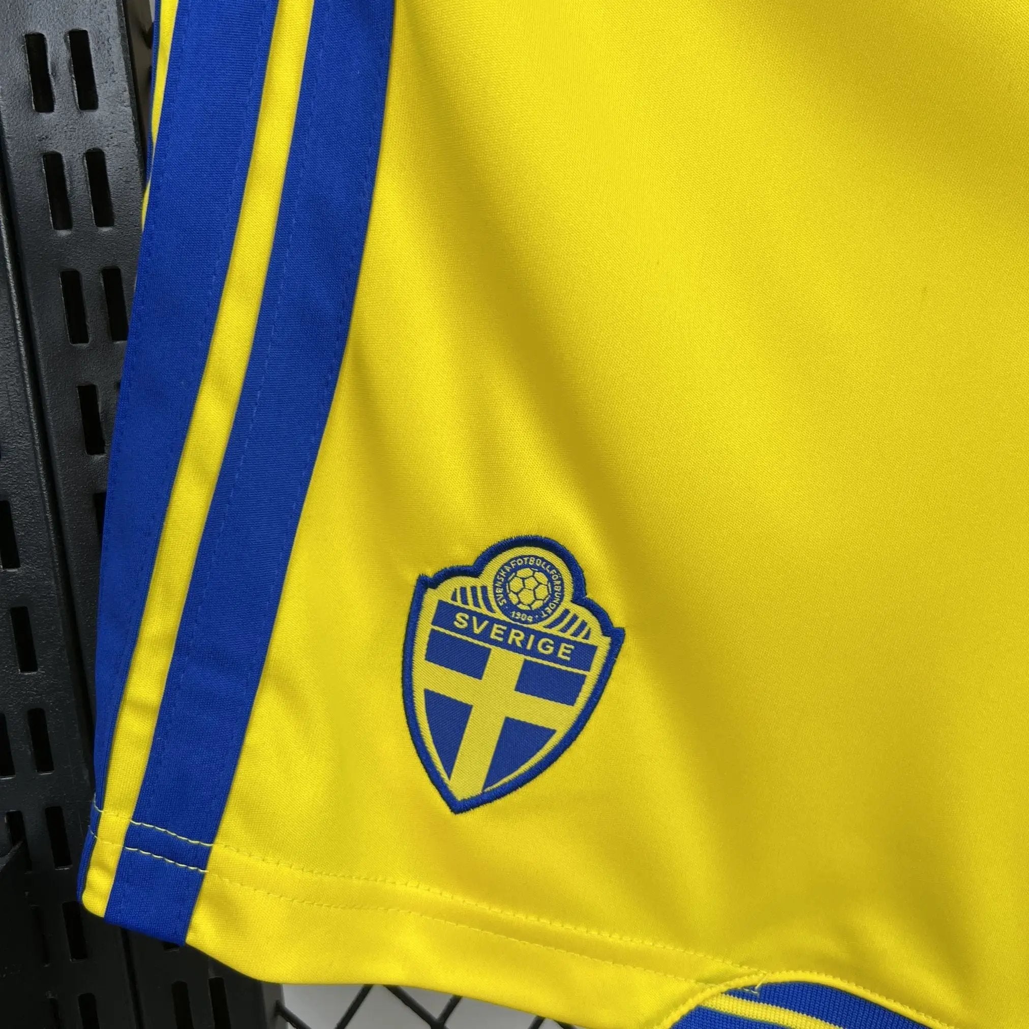 BOOTS SUPPLY Sweden 2026 Away Shorts - Short