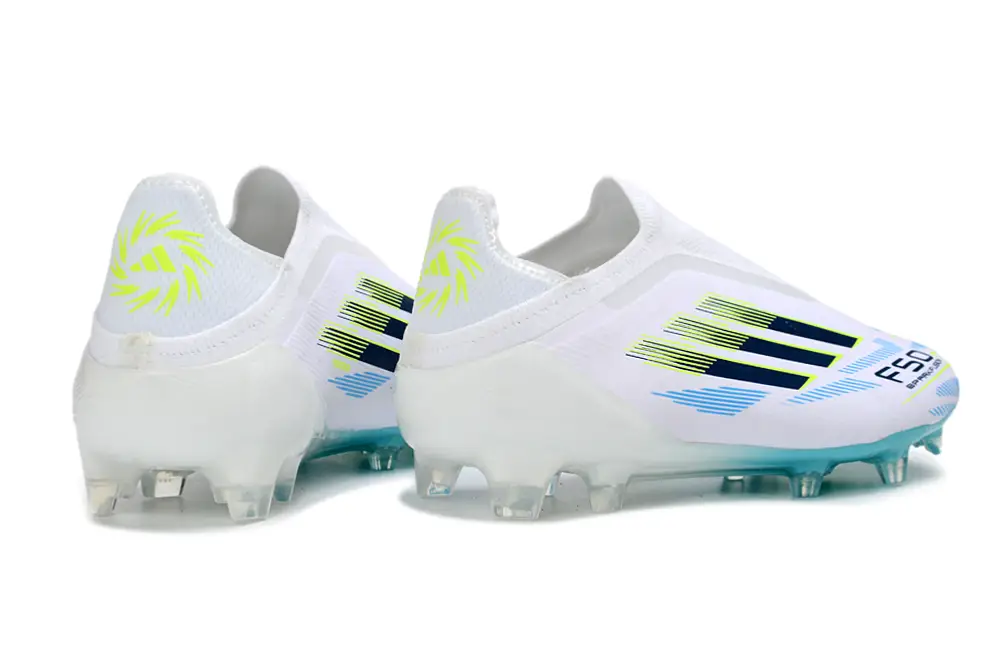 Detailed look at Adidas F50 Elite FG Laceless football lacing system